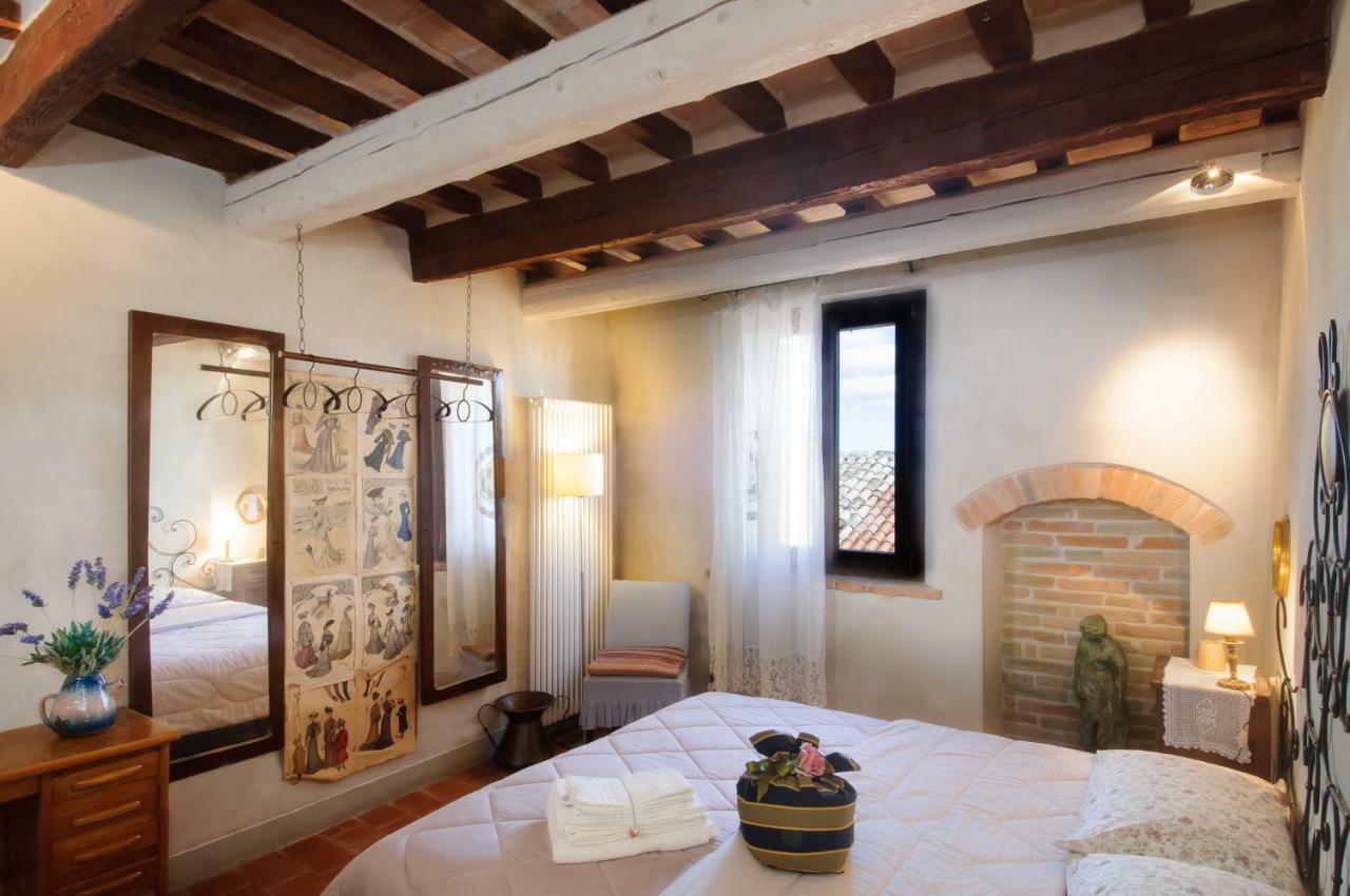 Pomarancio Bnb Saludecio Luaran gambar