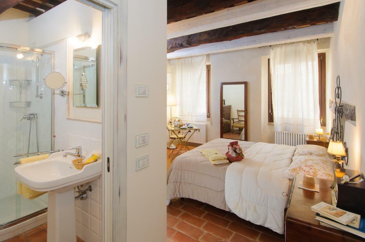 Pomarancio Bnb Saludecio Luaran gambar