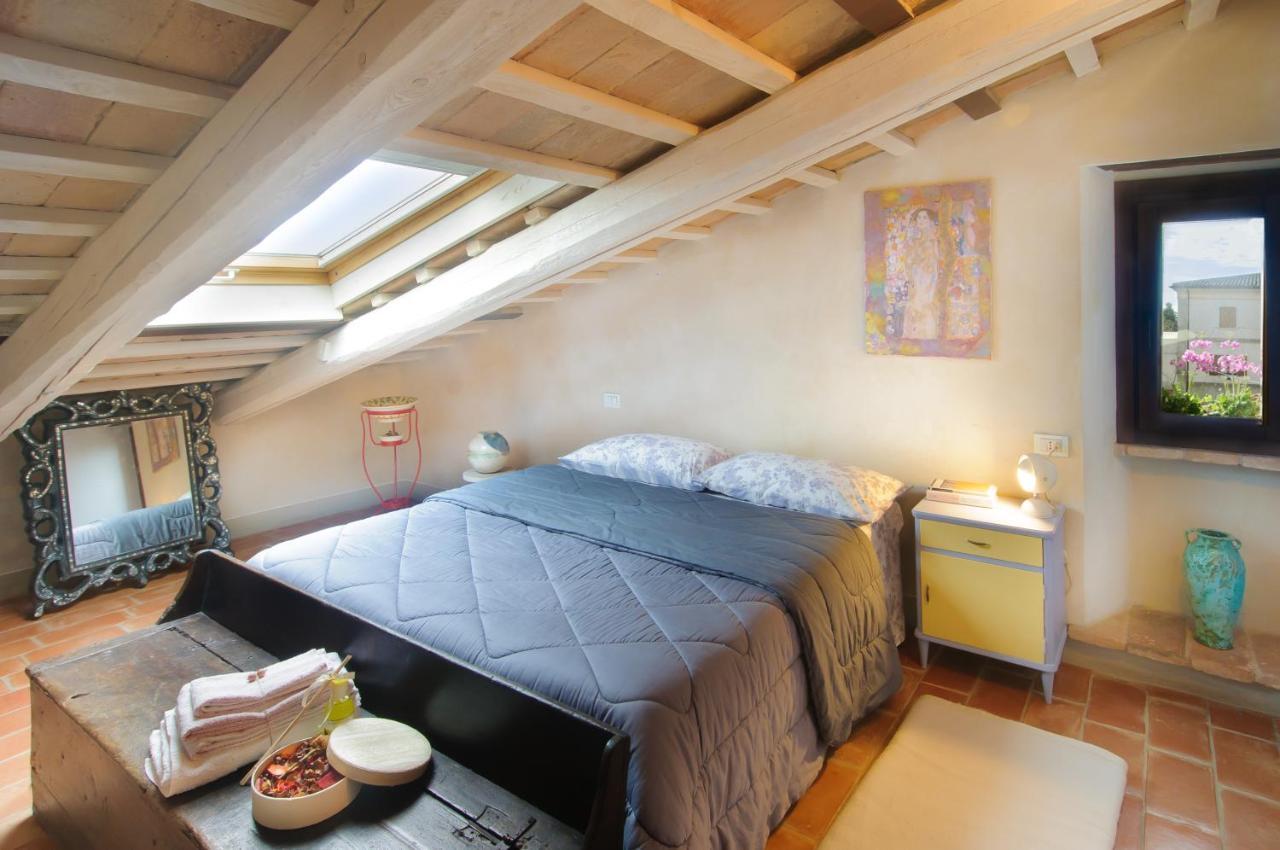 Pomarancio Bnb Saludecio Luaran gambar